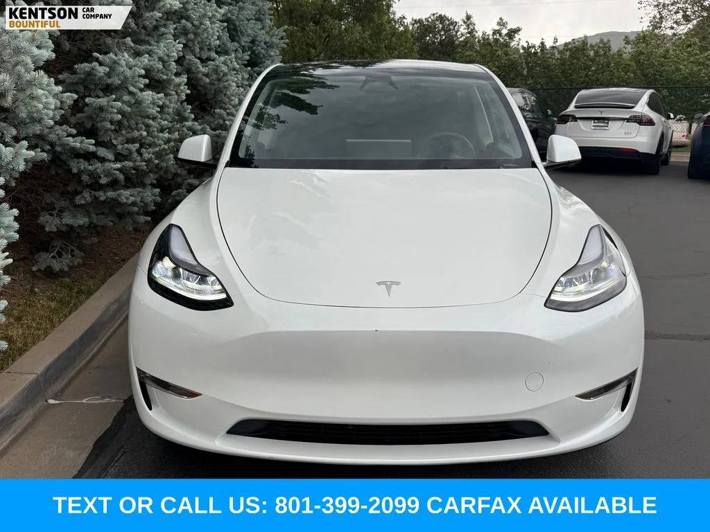 Used 2024 White Tesla Long Range image 2