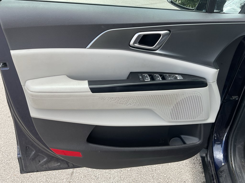 Used 2022 Deep Chroma Blue Kia LXS image 16