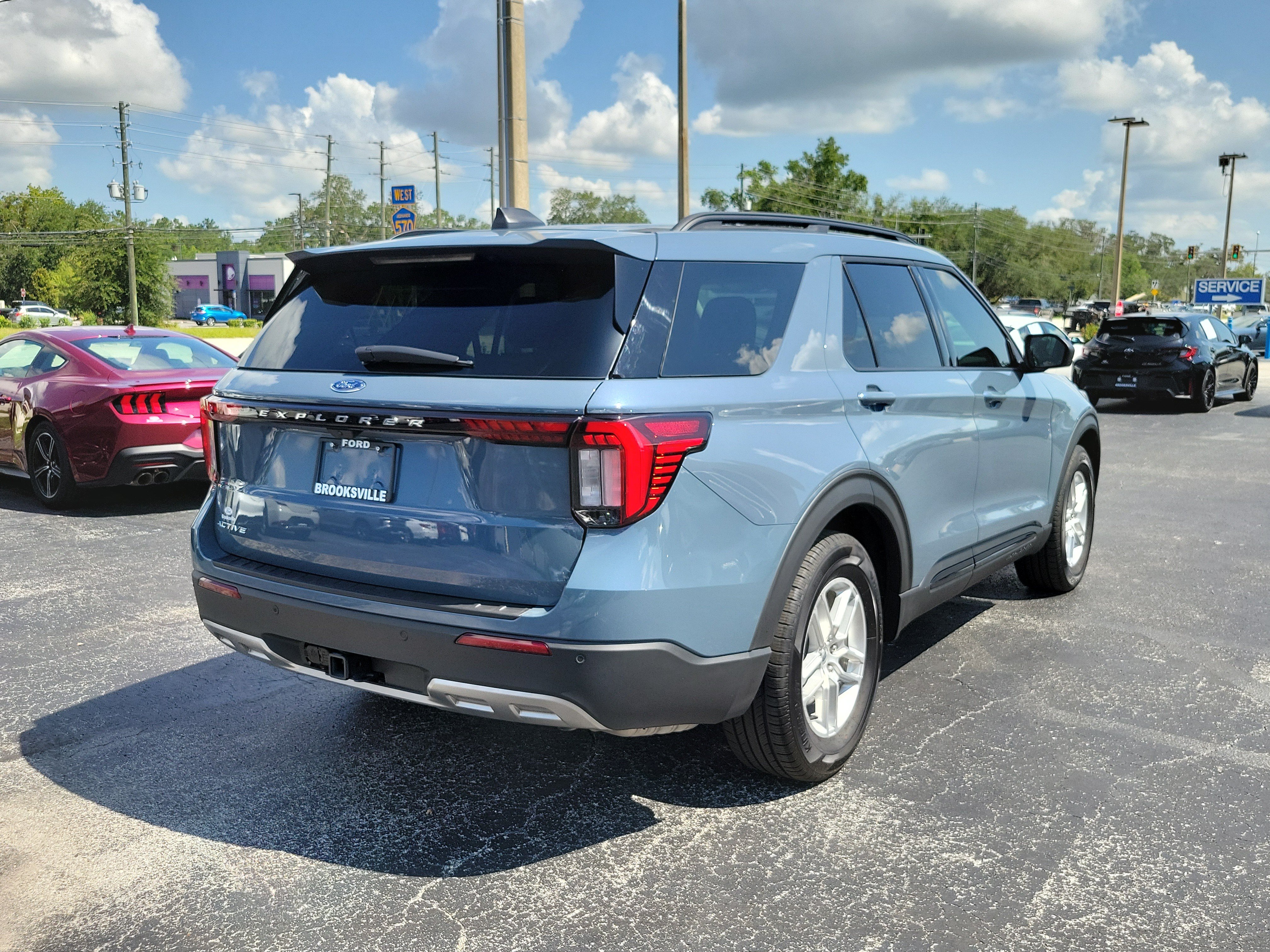 Used 2026 Vapor Blue Metallic Ford Active image 5