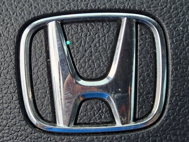Used 2019  Honda EX-L w/Navi & RES image 28