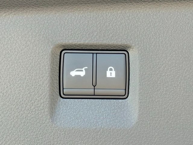 New 2027 MINERAL BLACK INFINITI Luxe AWD image 40