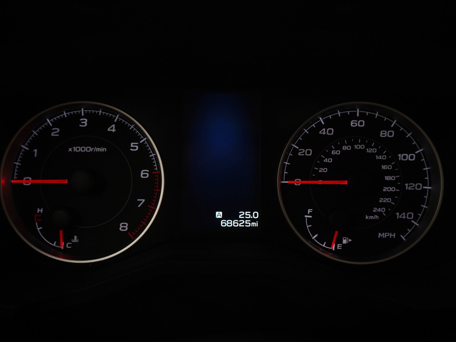 Used 2022 Ice Silver Metallic Subaru Onyx Edition image 27