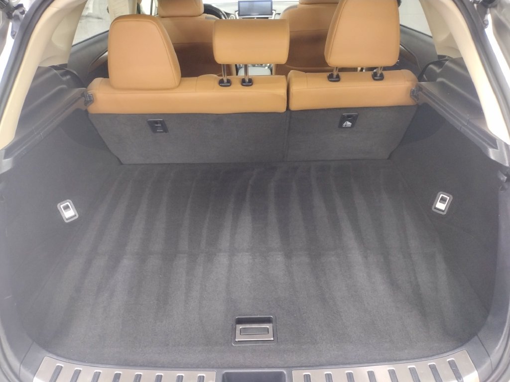 Used 2017 Silver Lexus 200t image 16