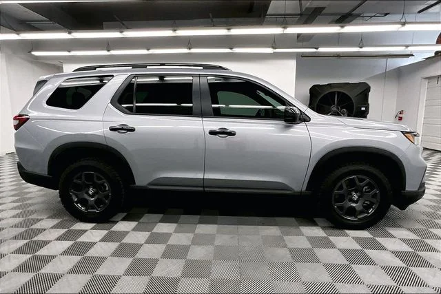 2024 Honda Pilot TrailSport - Photo 16