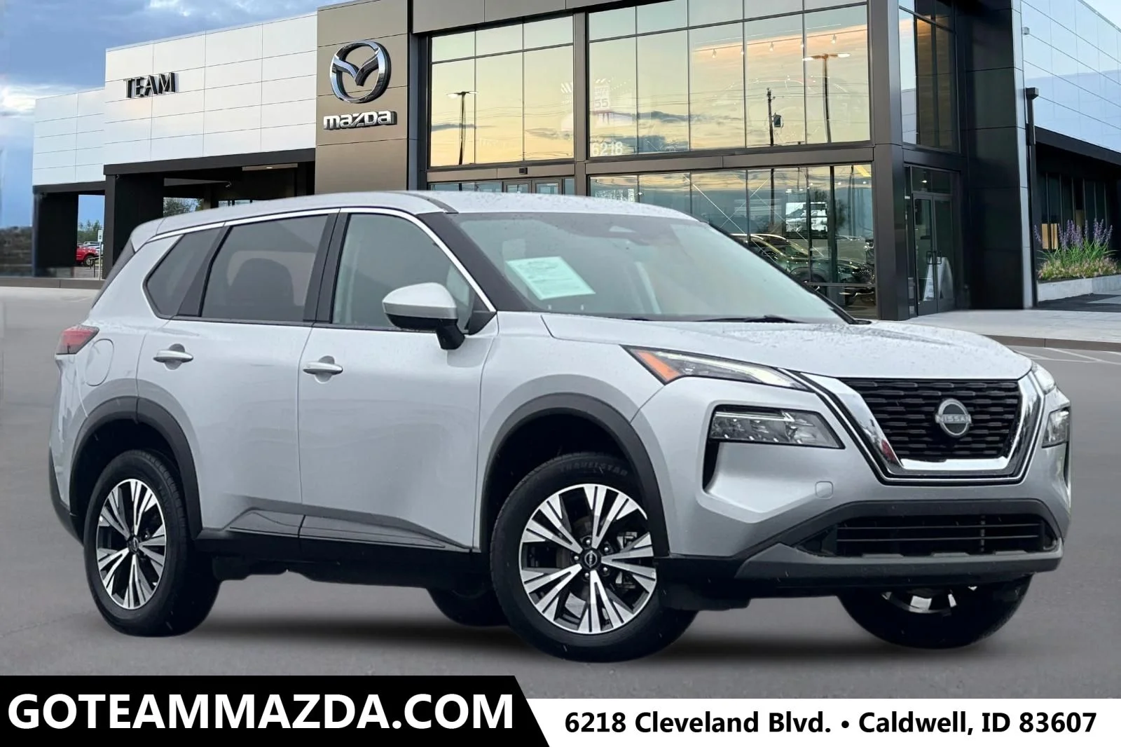 2023 Nissan Rogue SV AWD's photo