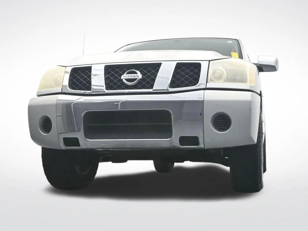 Used 2005 Silver Nissan SE image 29