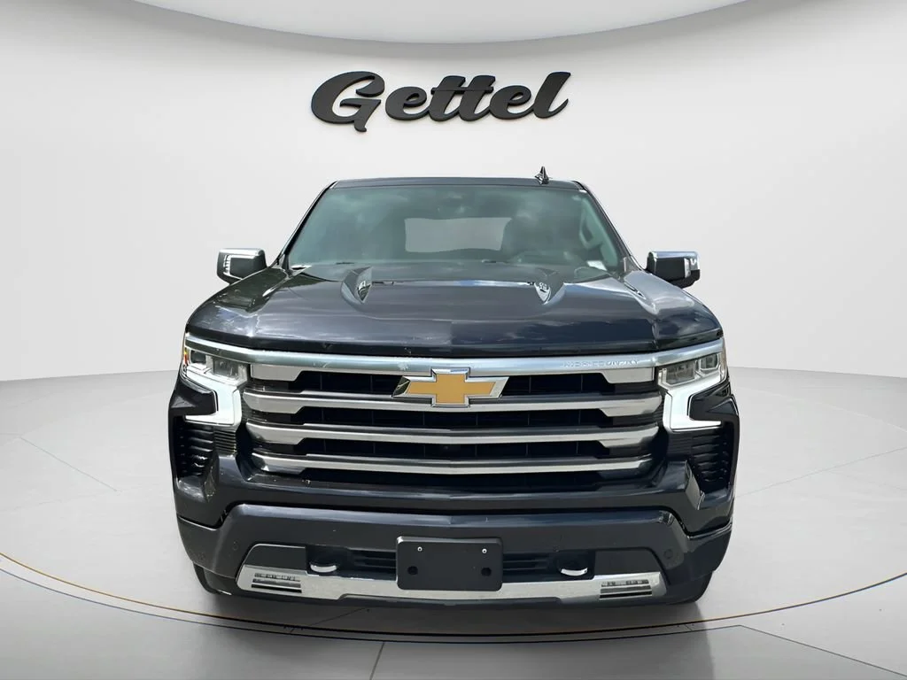 Used 2024 Dark Ash Metallic Chevrolet High Country image 2