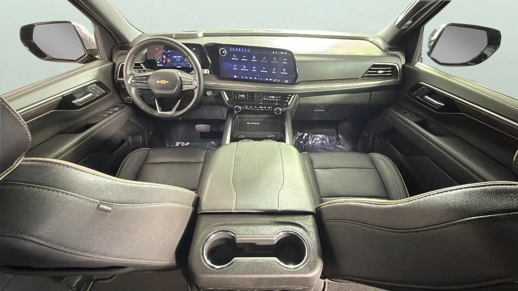 Used 2025 Black Chevrolet Premier image 34