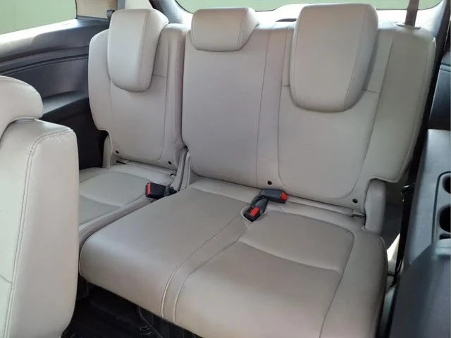 Used 2022 Red Honda EX-L image 7