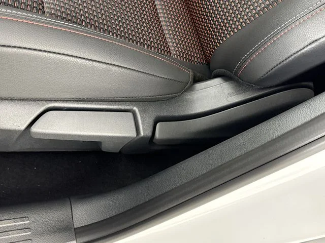 New 2026 Aspen White TriCoat / Super Black Two-tone Nissan SR image 12