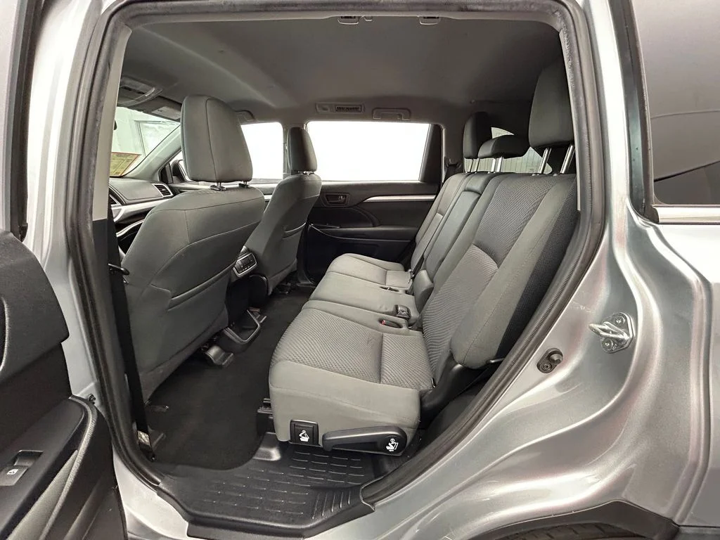 Used 2019 Celestial Silver Metallic Toyota LE image 30
