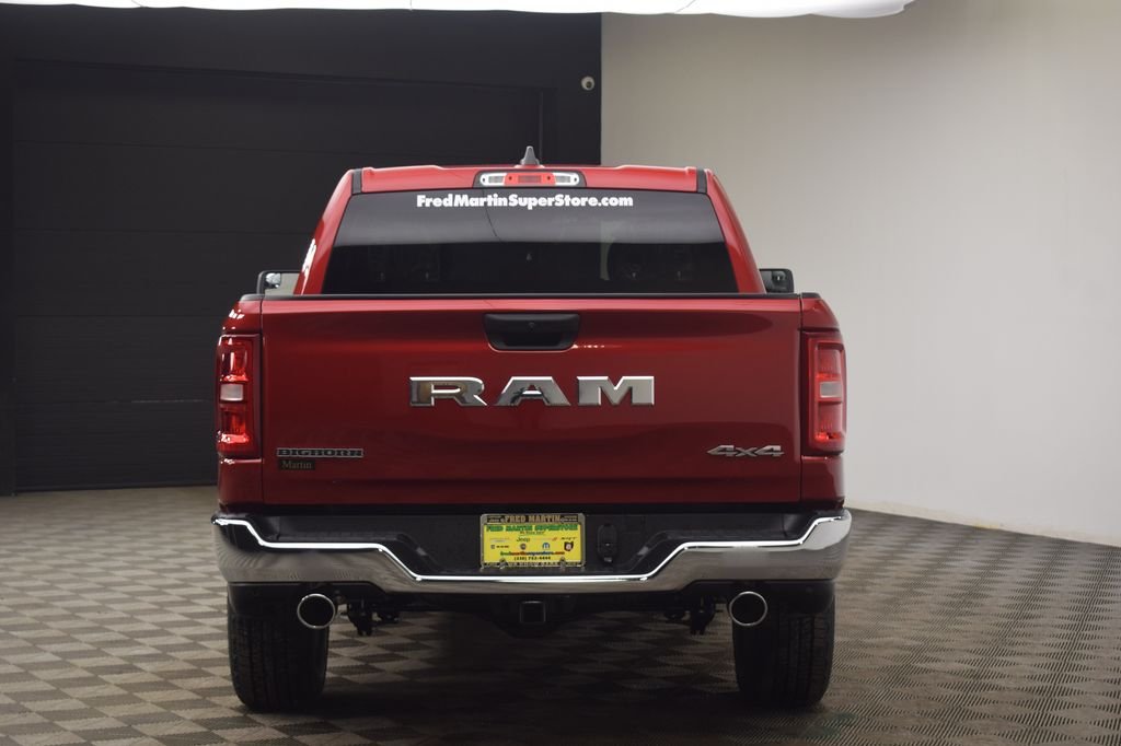 New 2026 Molten Red Pearl-Coat Exterior Paint RAM Big Horn/Lone Star image 10