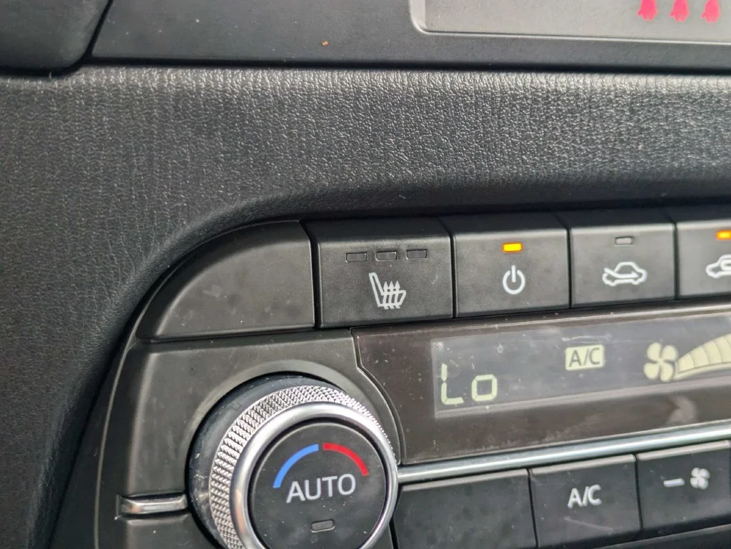 Used 2021 Blue Mazda Grand Touring image 23