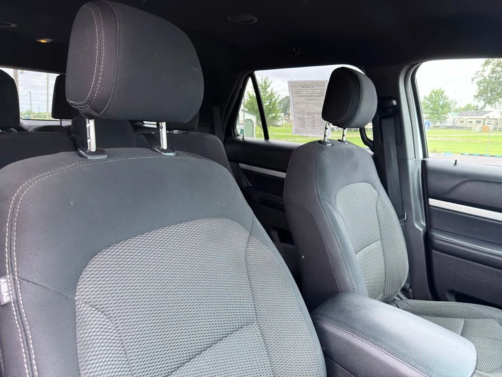 Used 2017 White Ford XLT image 35