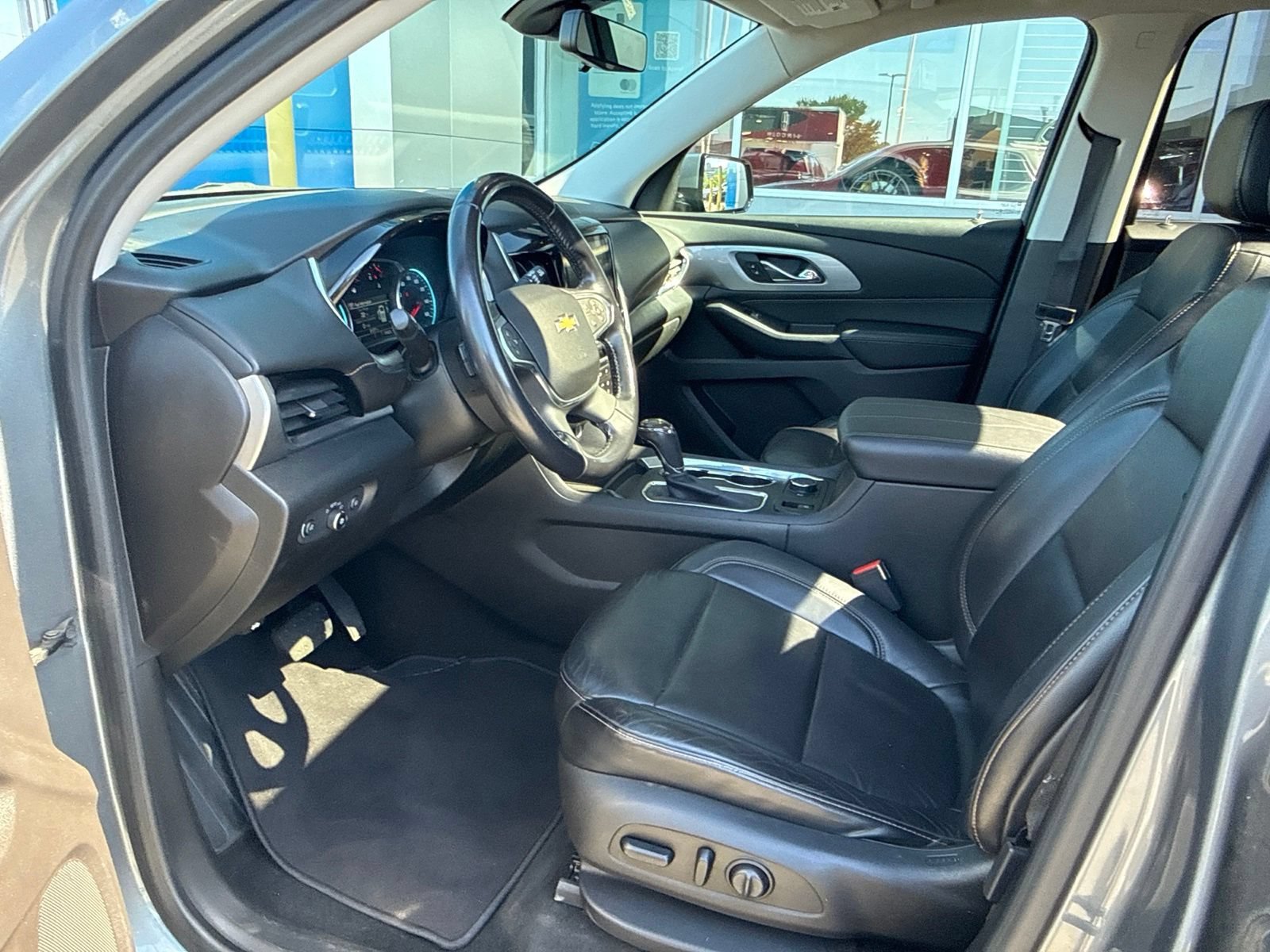Used 2018 SATIN STEEL METALLIC Chevrolet LT Leather image 20
