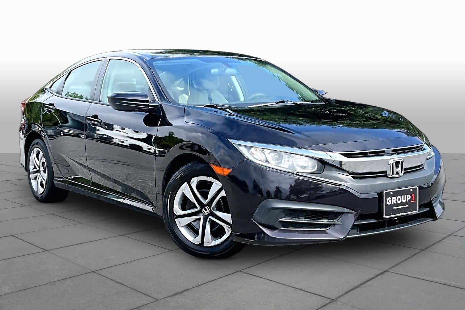 Used 2016  Honda LX image 3