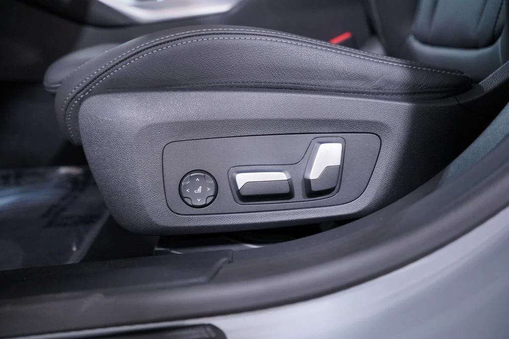 Used 2023 Gray Metallic BMW eDrive40 image 8