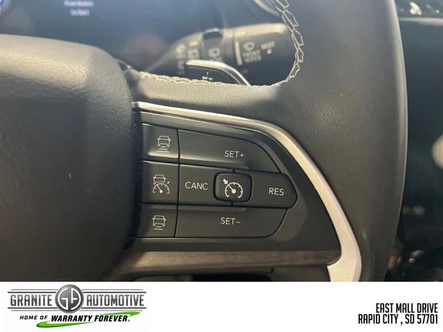 Used 2024 Silver Jeep 4xe image 34