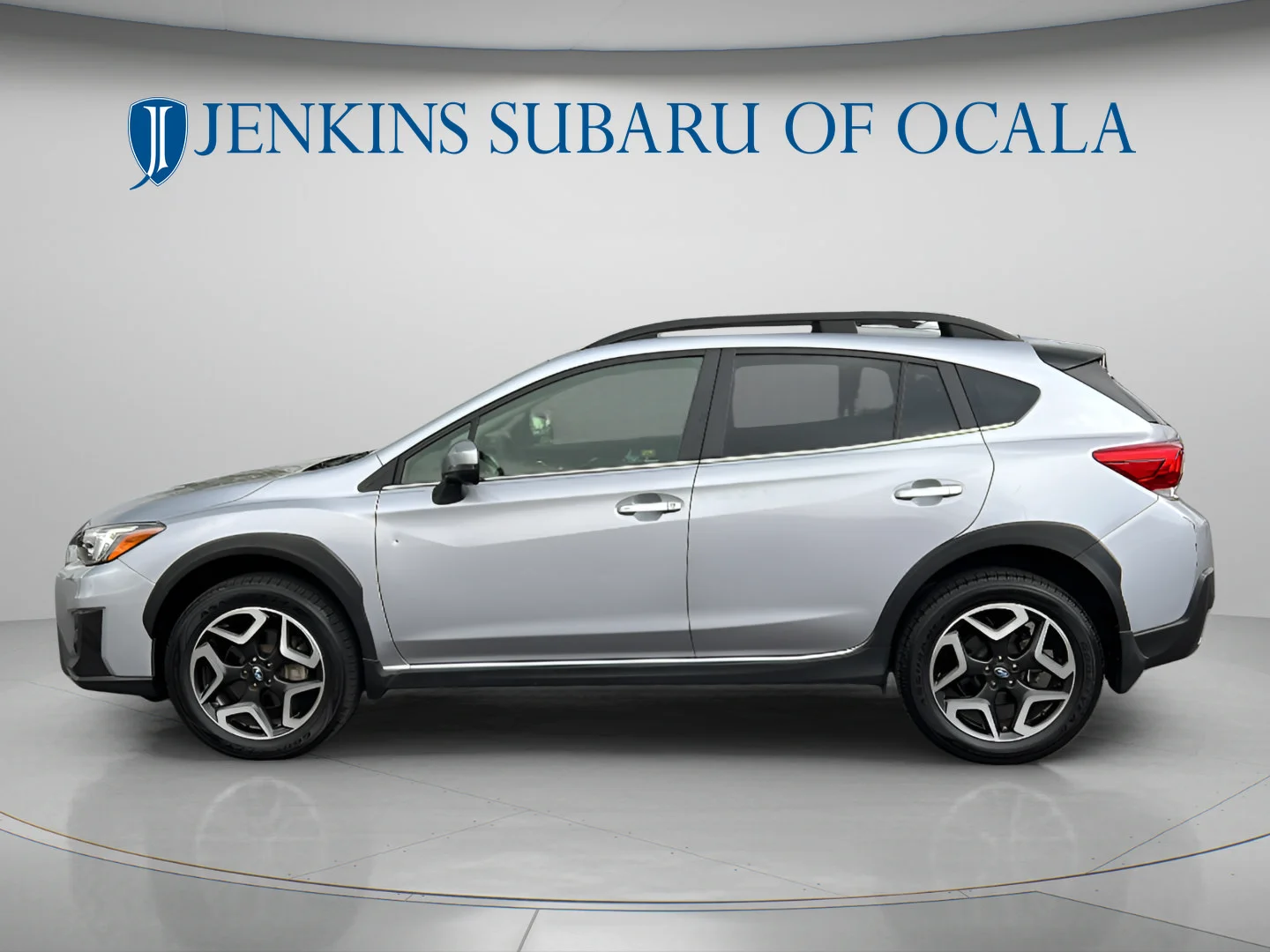 Used 2019 Ice Silver Metallic Subaru Limited image 6
