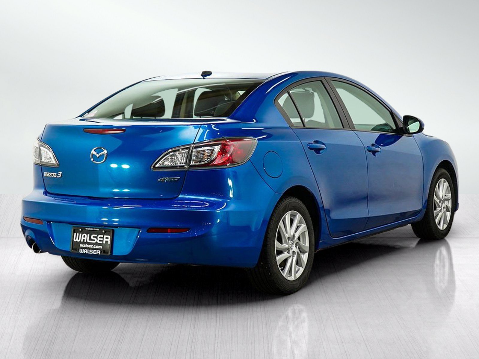 Used 2012 Sky Blue Mica Mazda i Grand Touring image 5