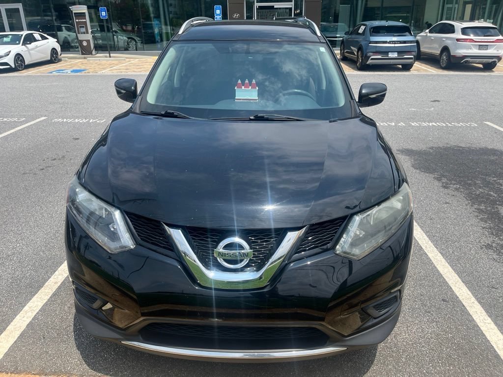 Used 2015 Super Black Nissan SV image 2