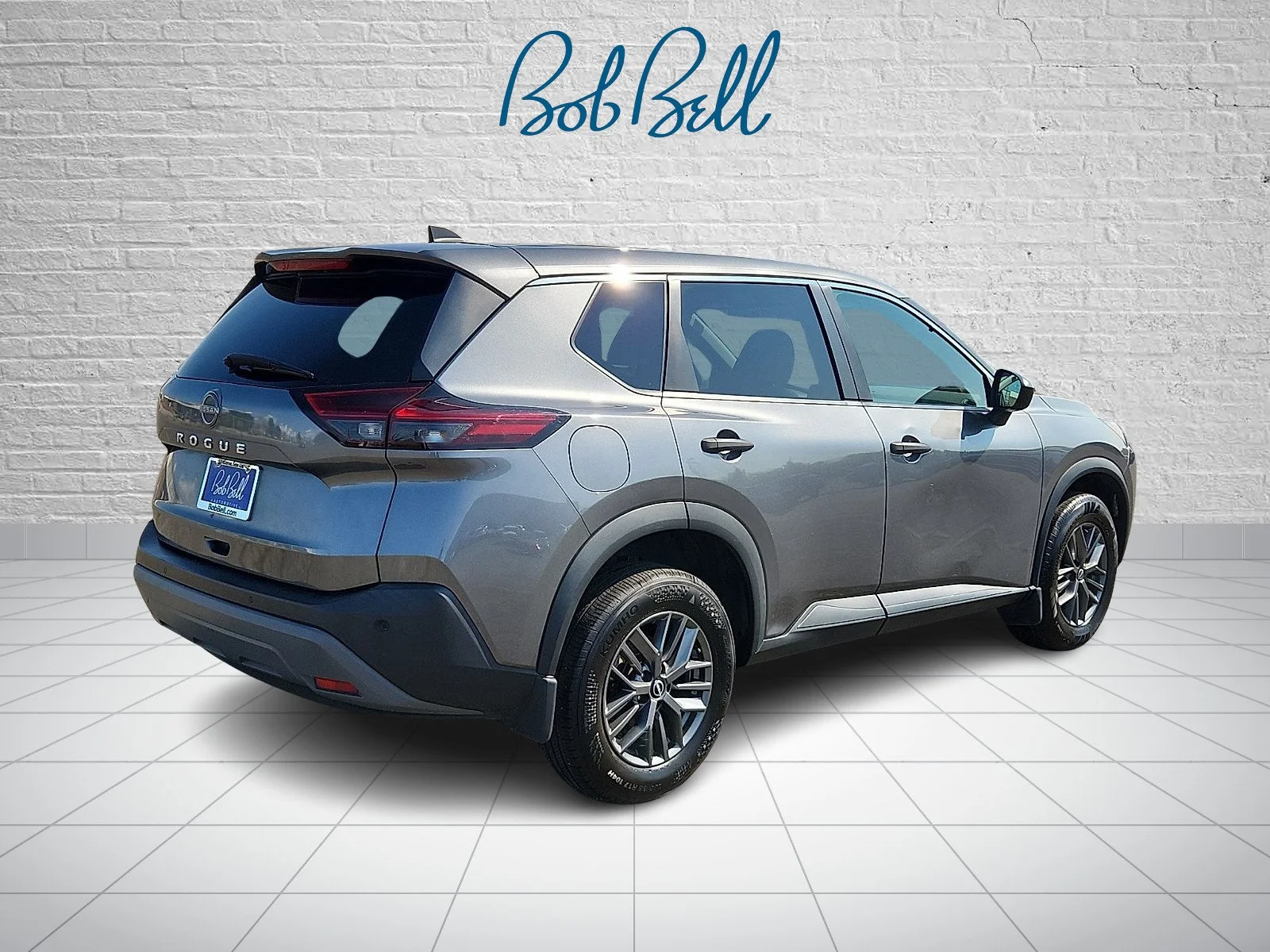 Used 2022 Gun Metallic Nissan S image 6