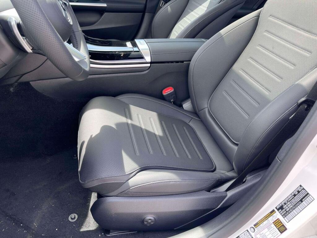 New 2026 Polar White Mercedes-Benz C 300 image 16