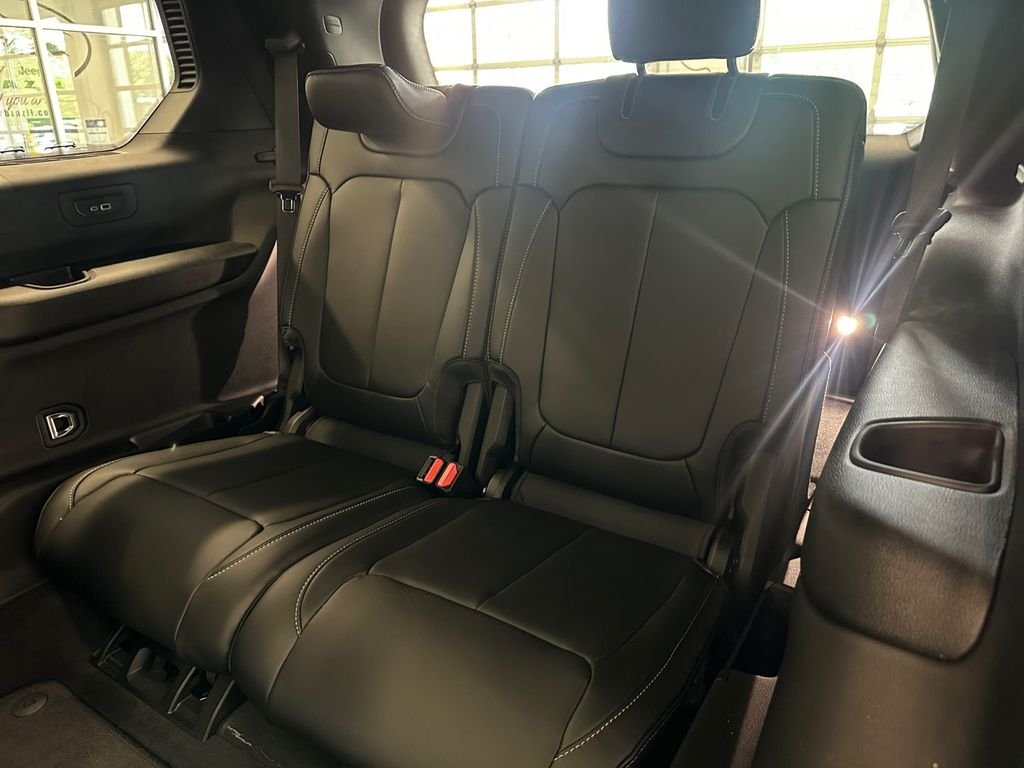 Used 2026 Black Jeep Limited image 23