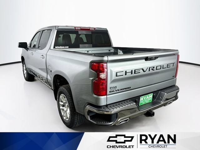 New 2026 Sterling Gray Metallic Chevrolet LT image 5