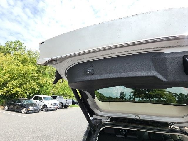 Used 2014 Silver Ford Titanium image 18