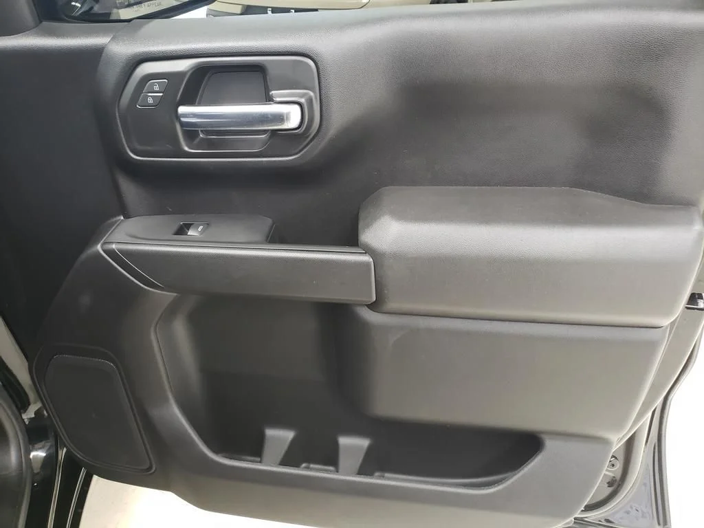 Used 2024 Onyx Black GMC Pro image 20