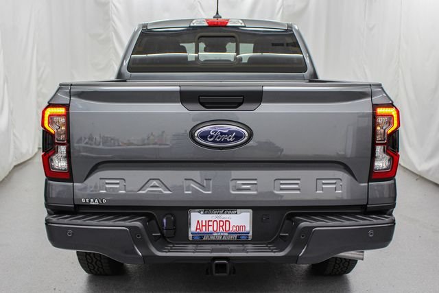 New 2026 Carbonized Gray Metallic Ford XLT image 8