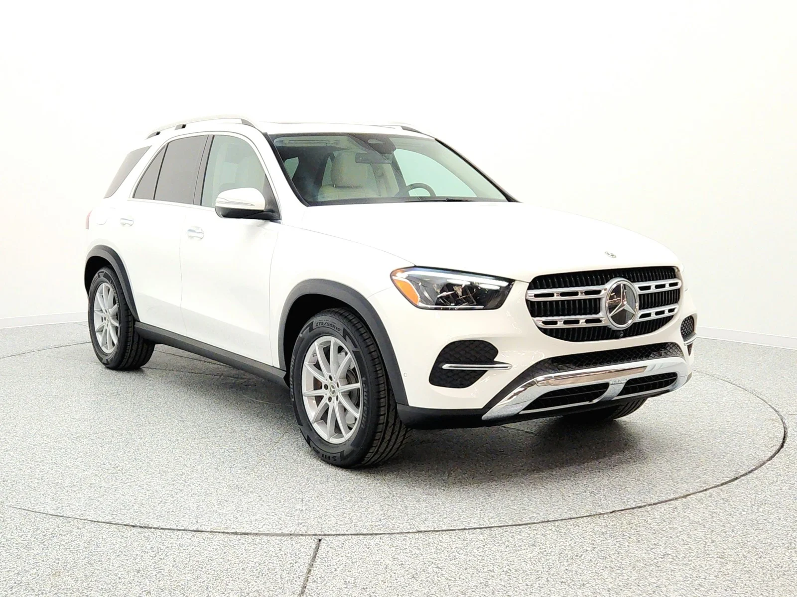 Used 2024 Polar White Mercedes-Benz GLE 350 4MATIC® SUV image 3