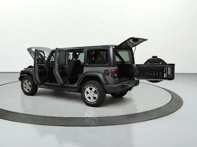 Used 2021 Gray Jeep Unlimited Sport S image 14