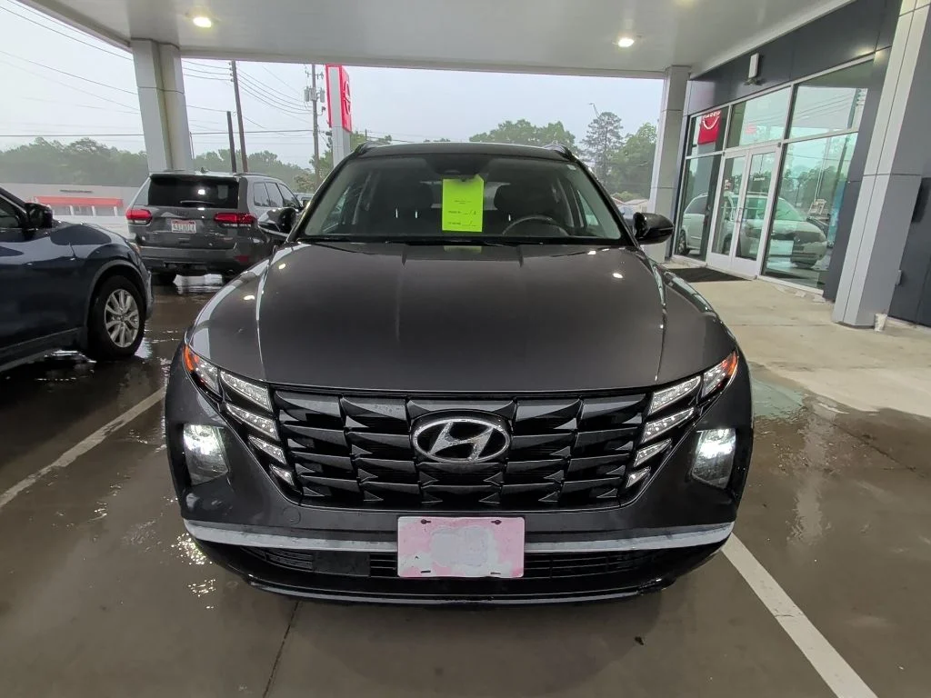 Used 2022 Gray Hyundai SEL image 2