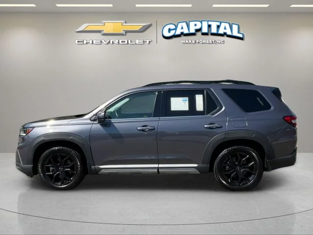 Used 2025  Honda Touring image 2