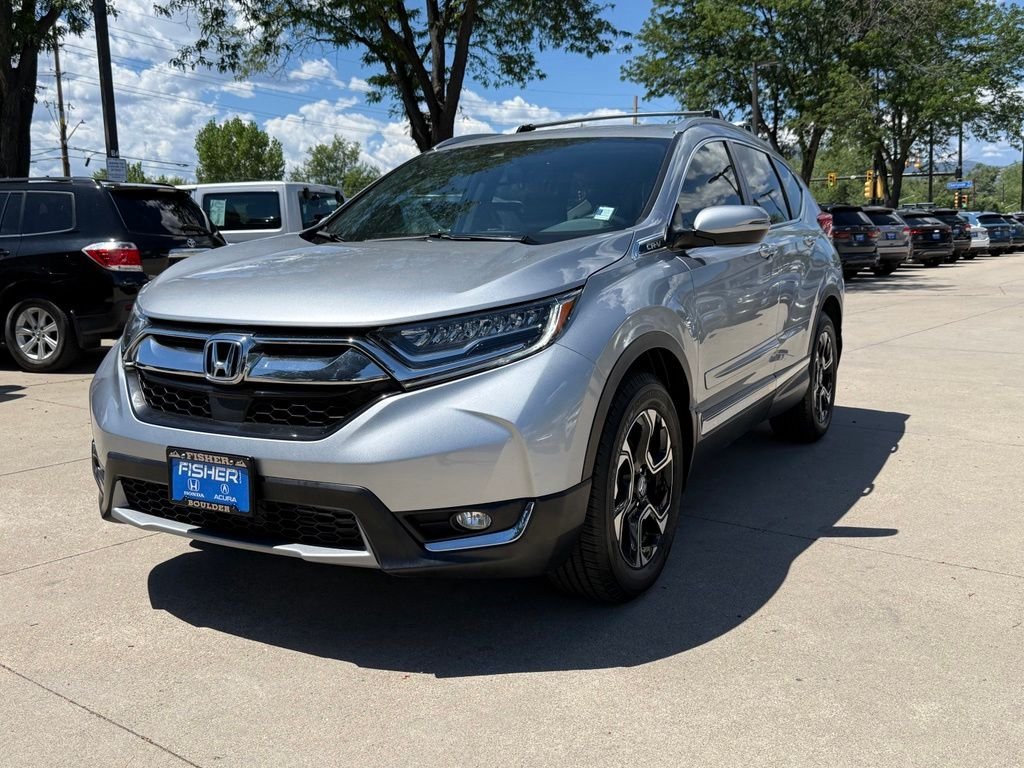 Used 2018 Lunar Silver Metallic Honda Touring image 8
