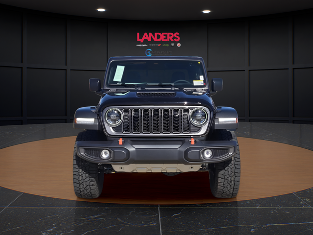 New 2026 Granite Crystal Metallic Clear-Coat Exterior Paint Jeep Mojave image 4