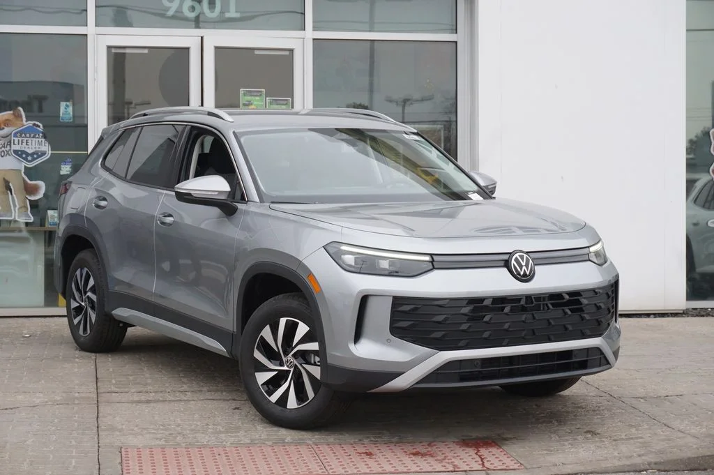 New 2026 Silver Volkswagen 2.0T S image 3