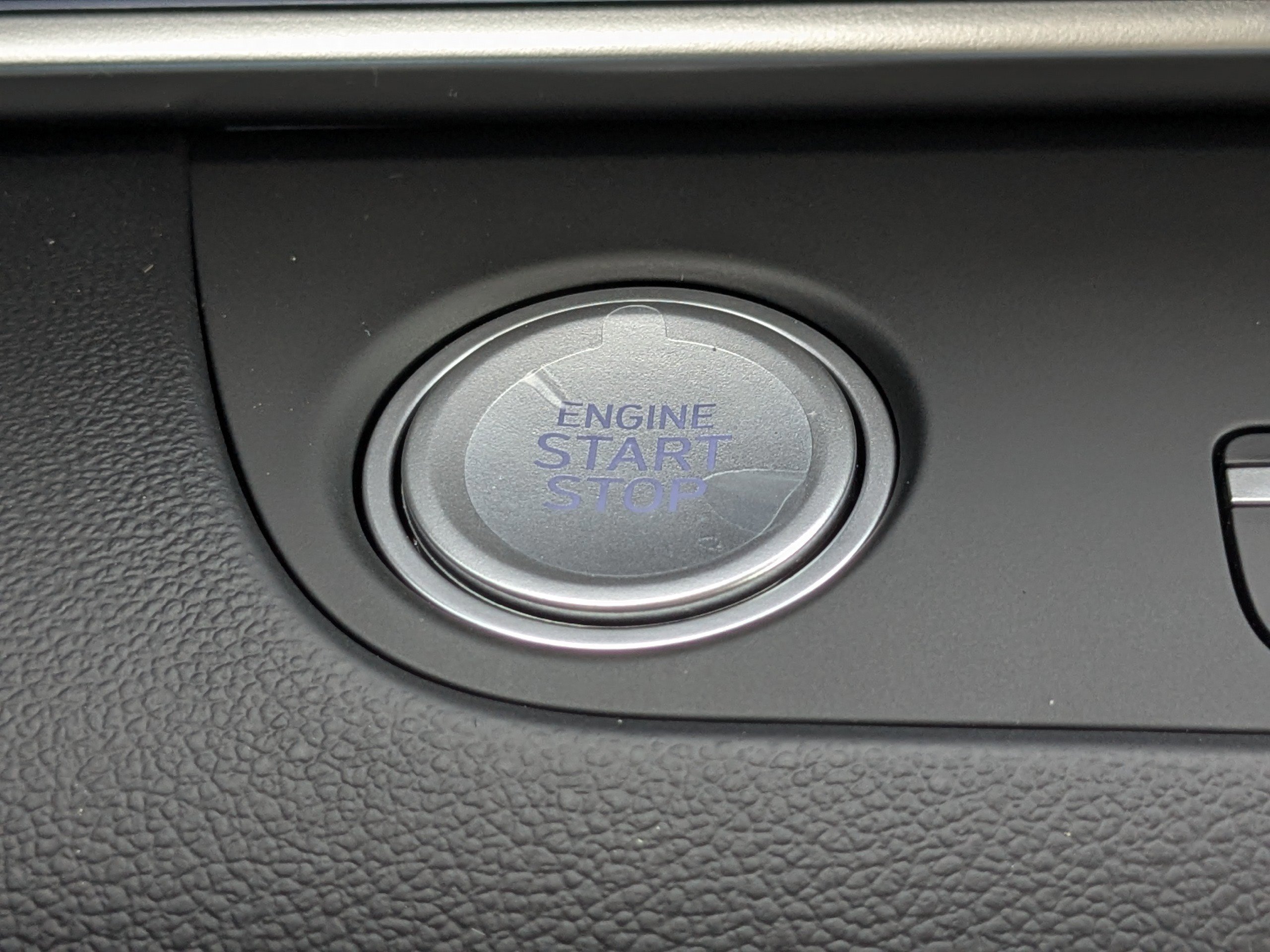 2025 Hyundai Elantra Limited - Photo 27