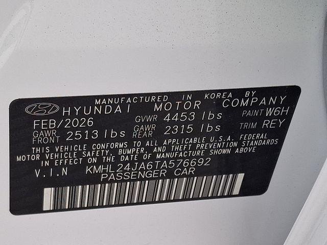 New 2026 White Hyundai SE image 26