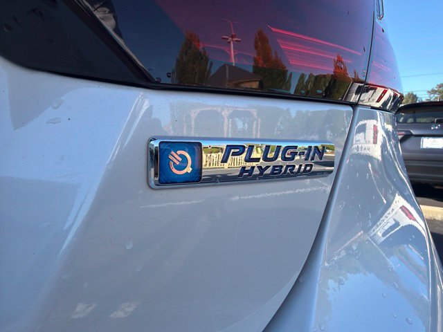Certified Used 2021 Platinum White Pearl Honda Base image 8