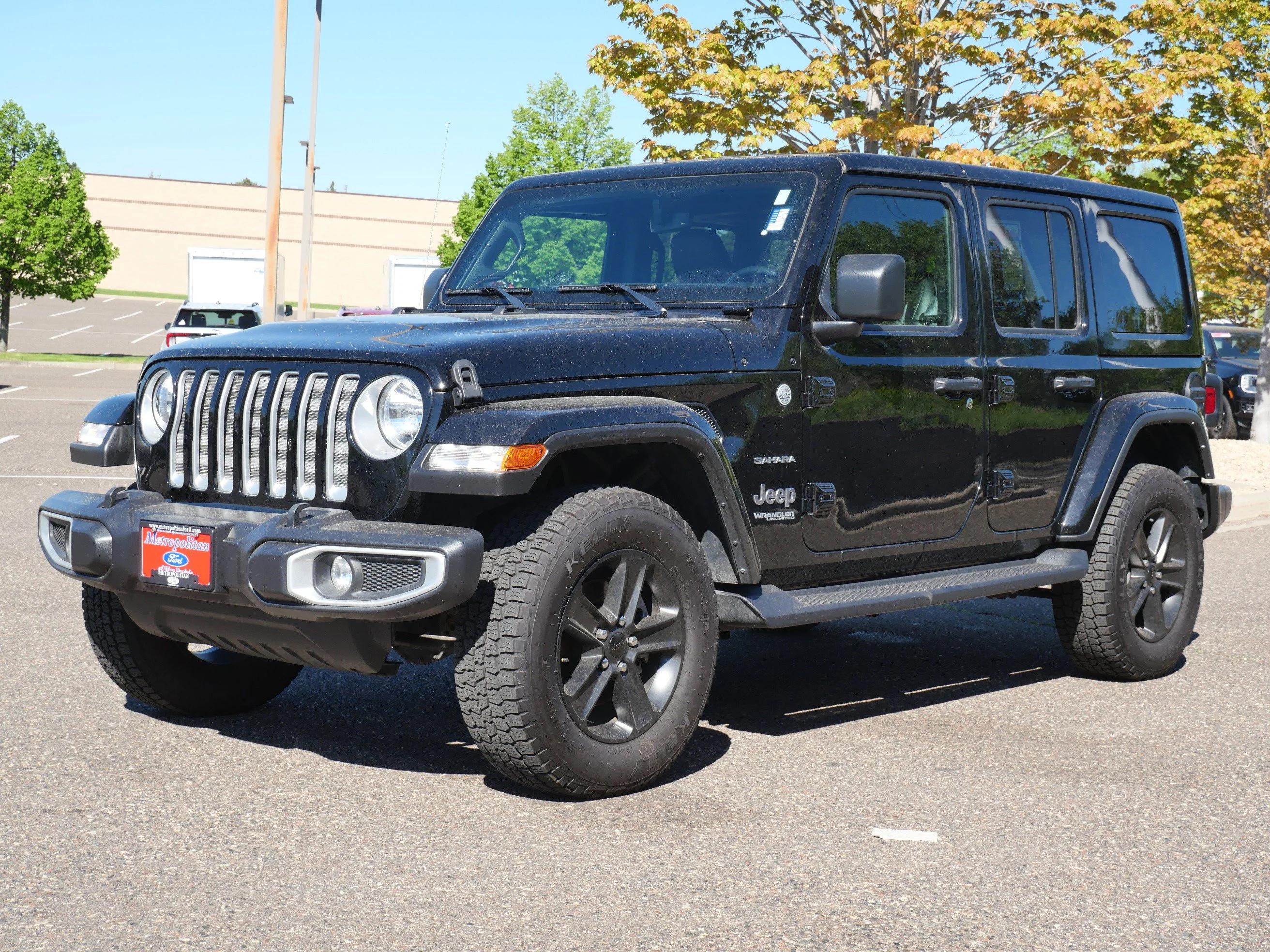 Certified Used 2022 Black Clearcoat Jeep Unlimited Sahara image 3