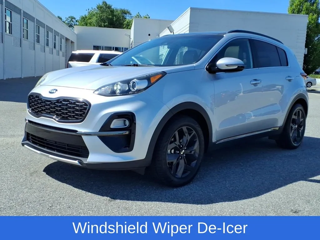 Used 2020 Silver Kia S image 27