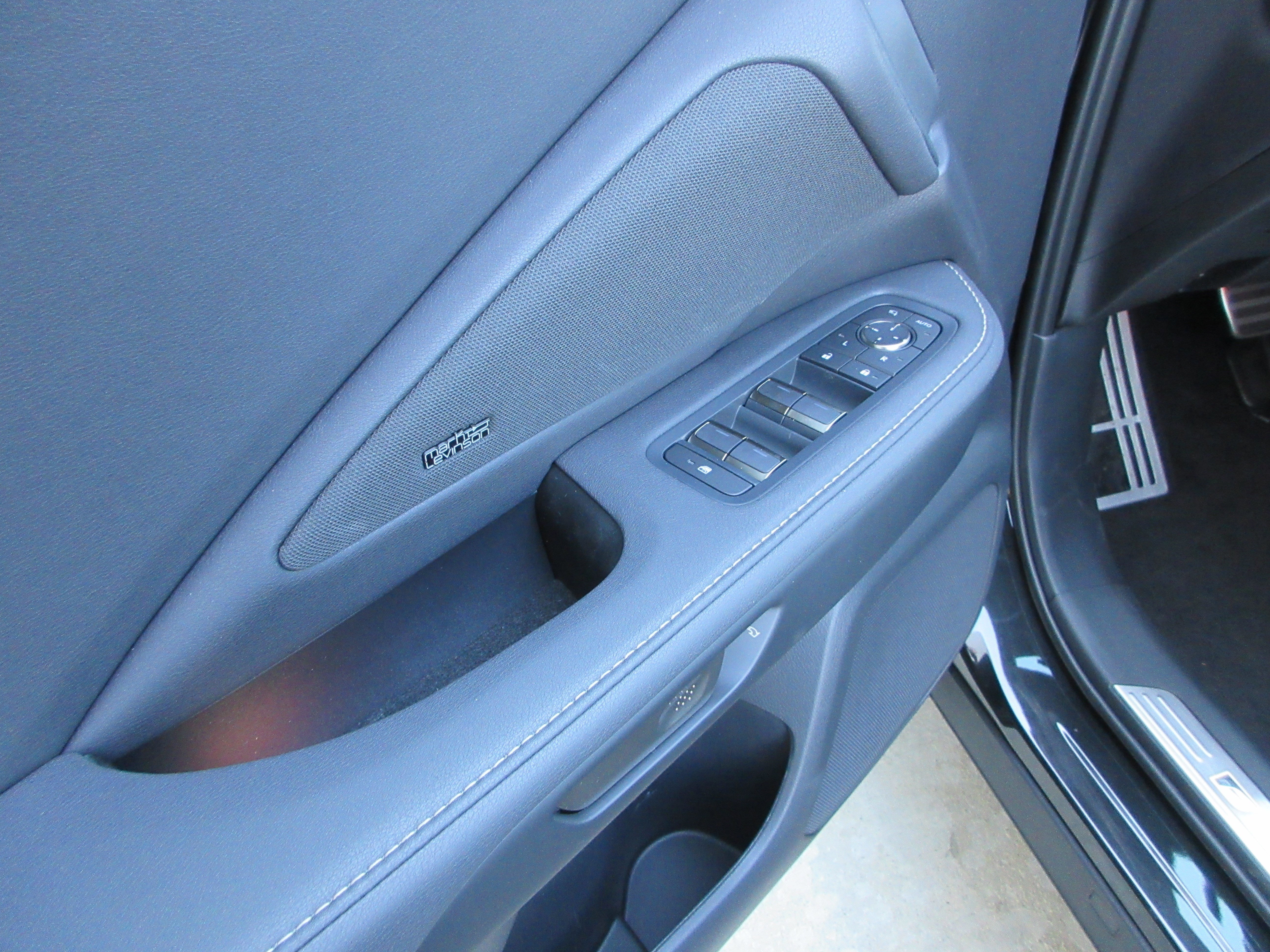 2026 Lexus TX 500h F-Sport Premium - Photo 33