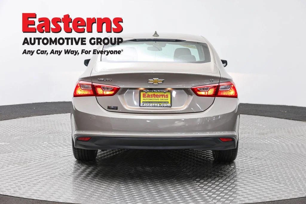 Used 2024 Gray Chevrolet LT image 6