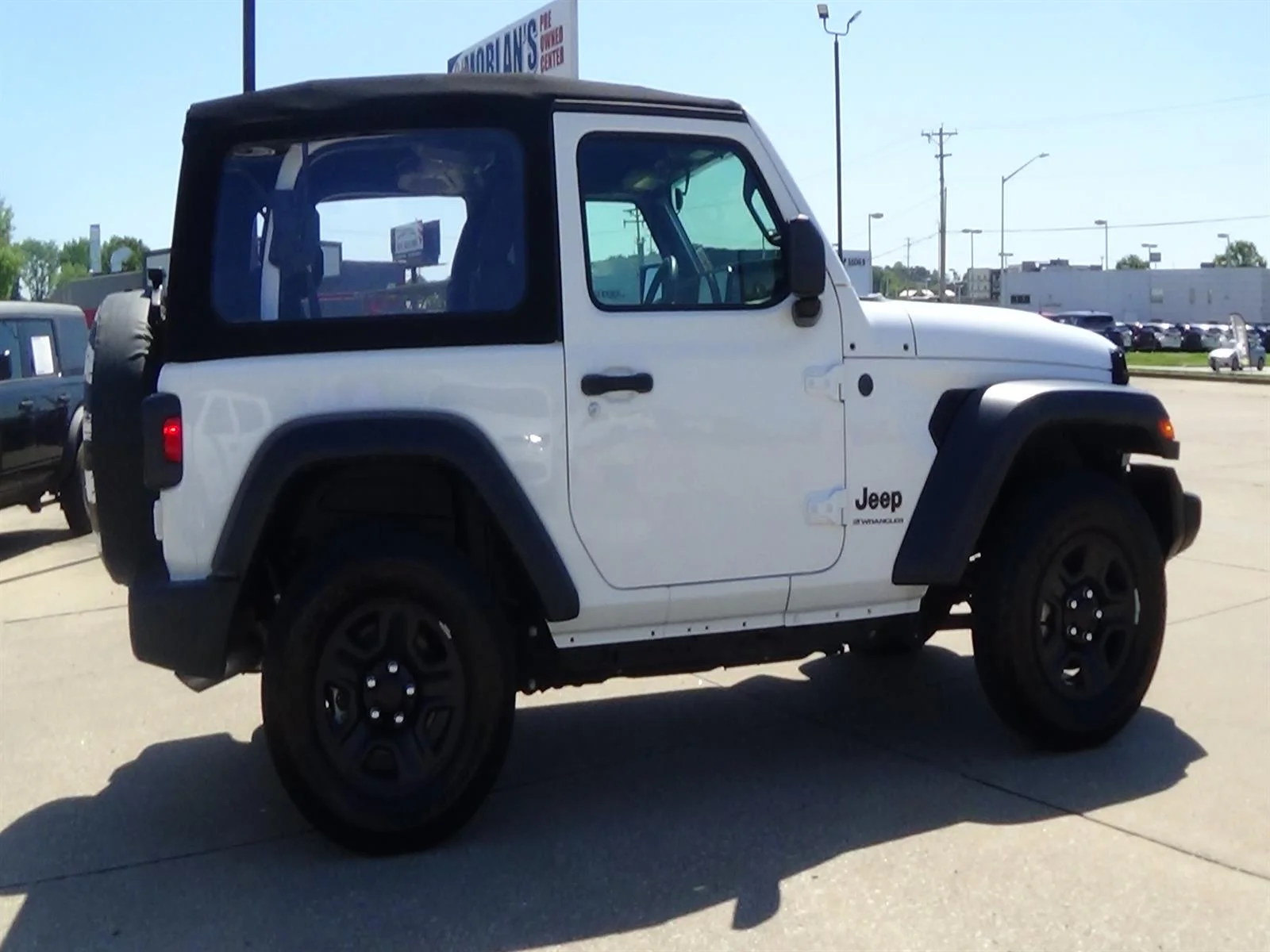 Used 2024 Bright White Clear Coat (pw7) Jeep Sport image 5