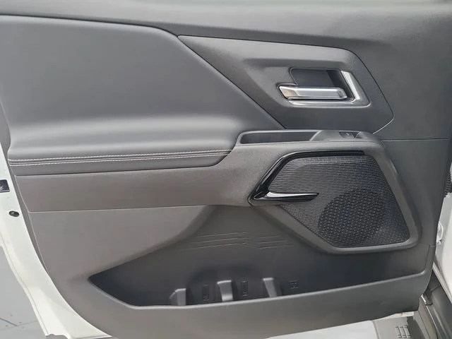 New 2026 Summit White Chevrolet LT - Extended Range image 16