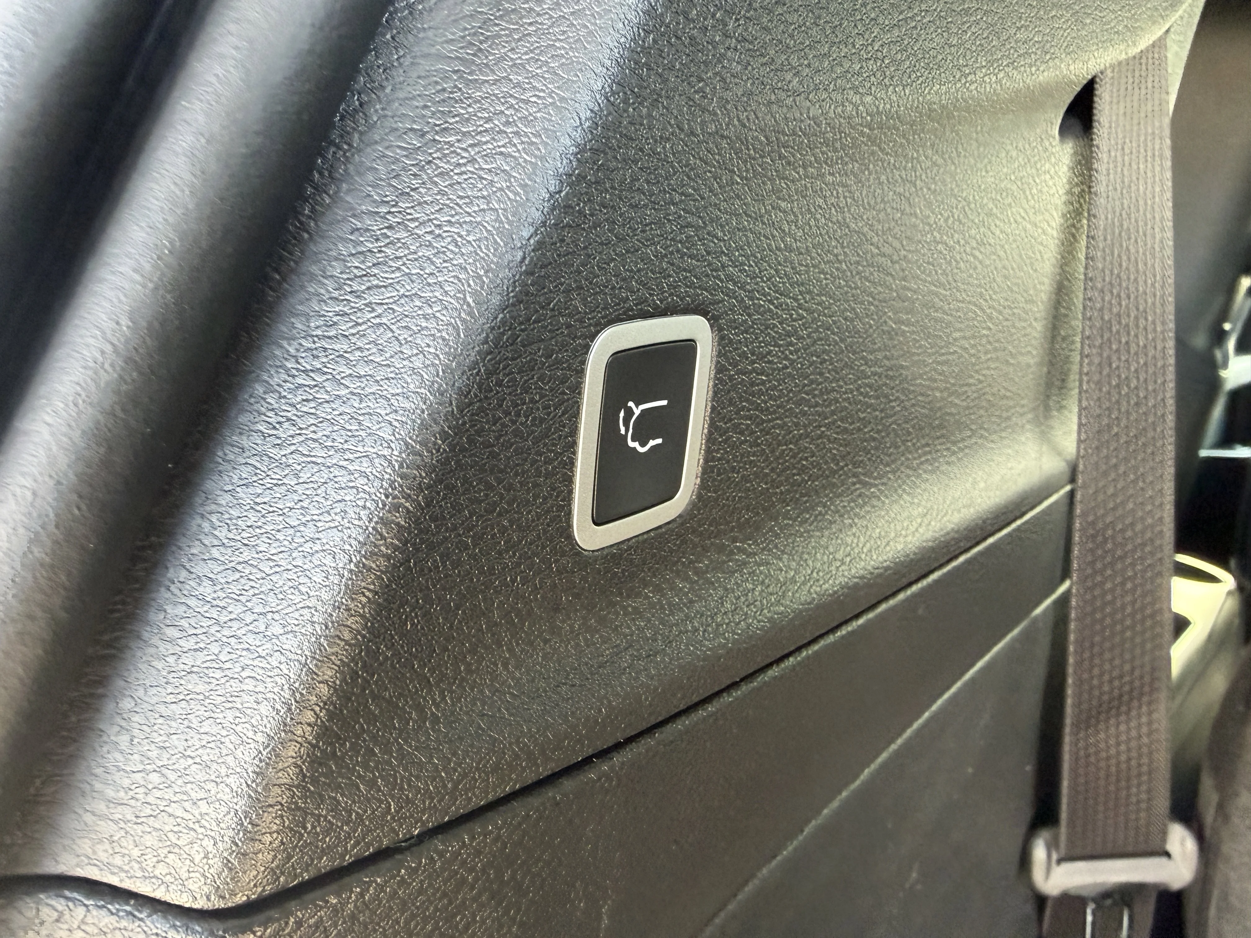 2026 Chrysler Pacifica Select - Photo 14