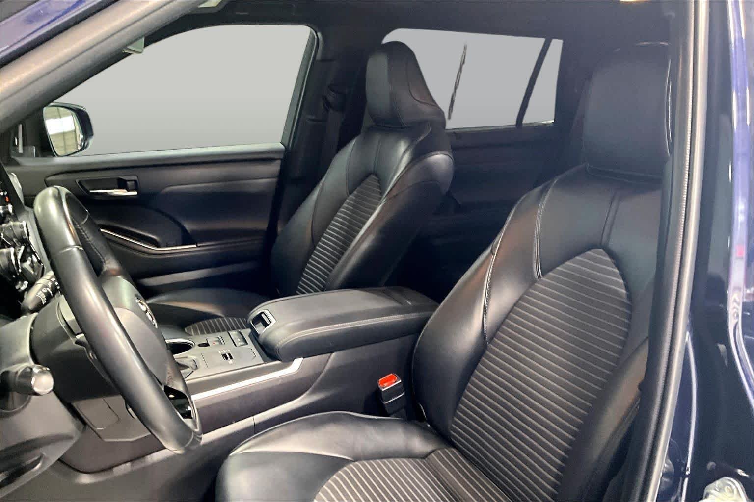 Used 2022 Blueprint Toyota XSE image 15